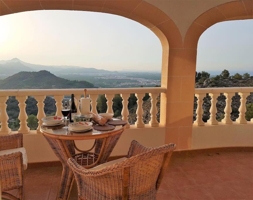 Self Contained, Detached Hillside Villa Near Oliva With Stunning Vistas Castillo del Reboller Exterior photo